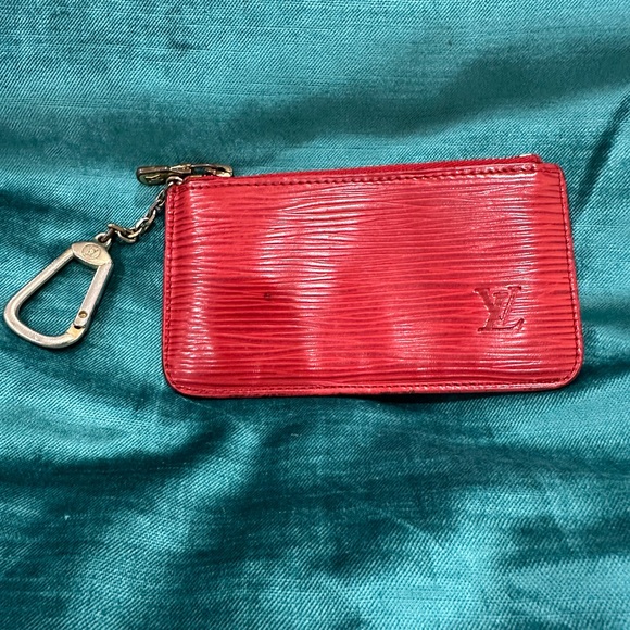 Louis Vuitton red Epi keychain pouch - Picture 3 of 12